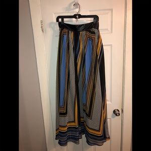 Long high waisted maxi skirt